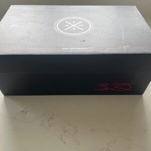 Way of wade shoes mix match size 10 mens (brand new)